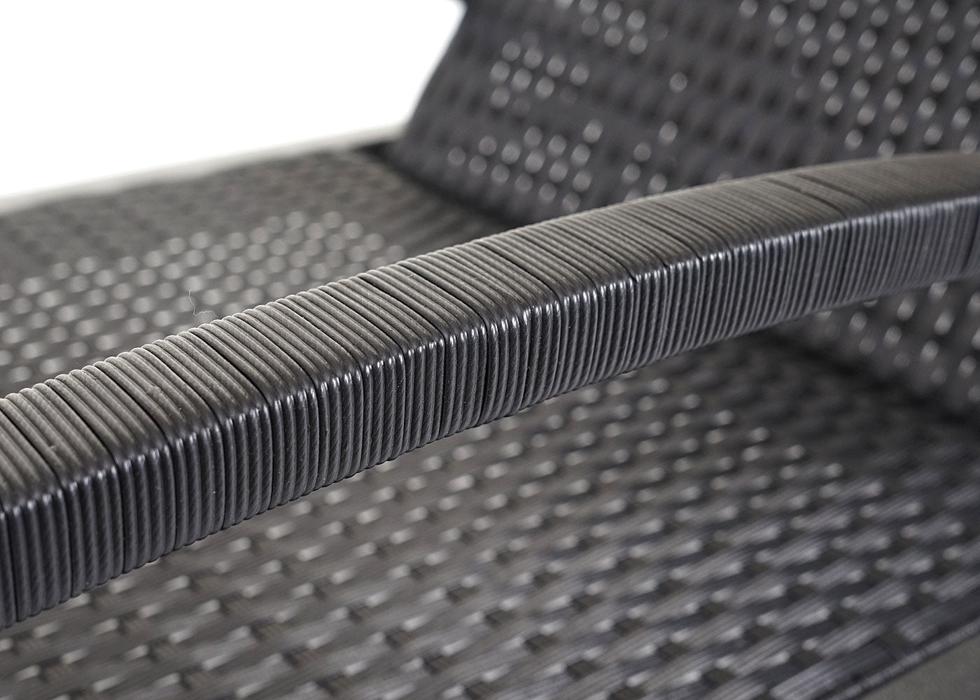 Cosmo Casa - Set van 2 Ligbedden - Relax - Polyrotan - Zwart - kussen donkergrijs