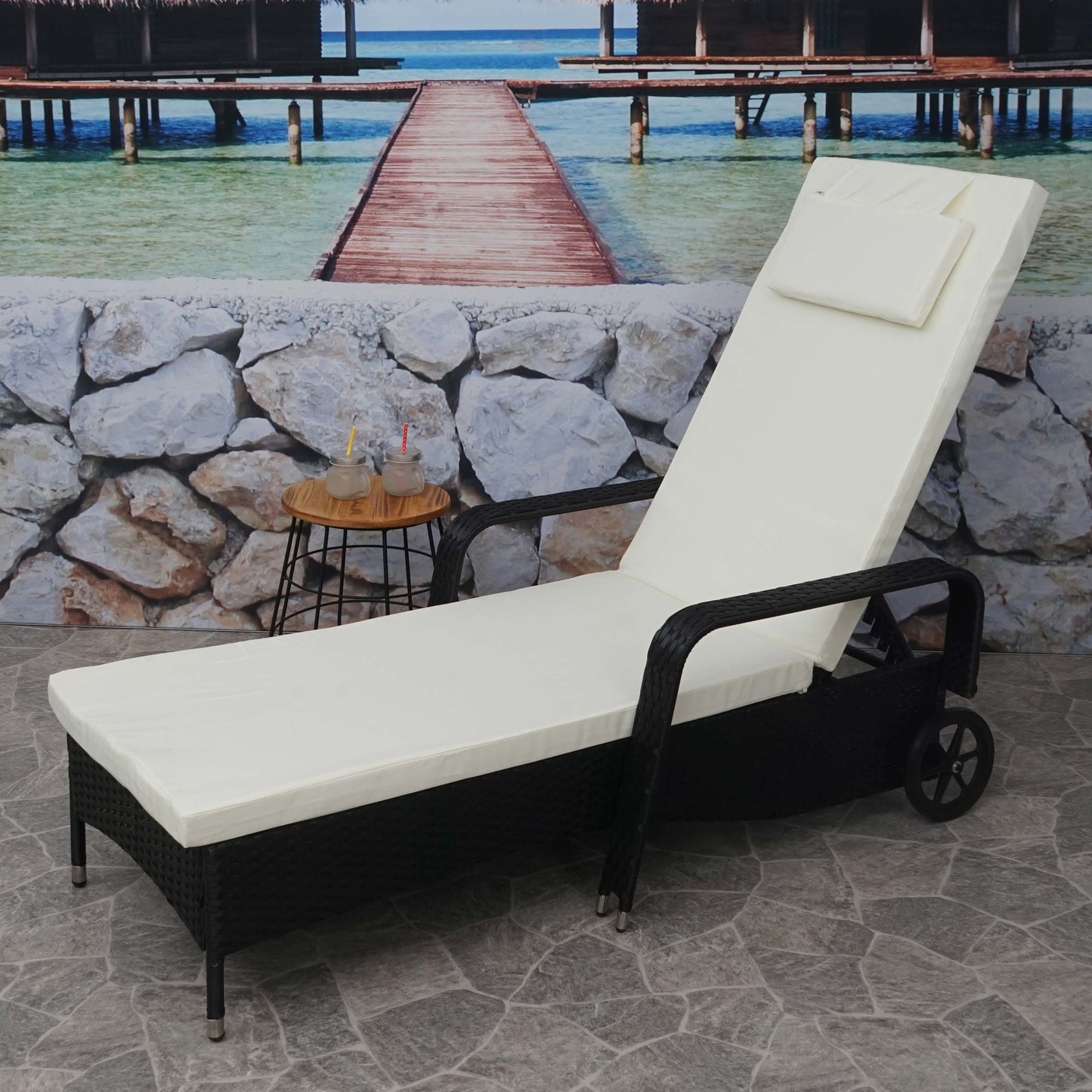 Cosmo Casa - Polyrotan Ligstoel Carrara - Relaxligstoel Tuinligstoel - Aluminium - Antraciet met Beige Kussen