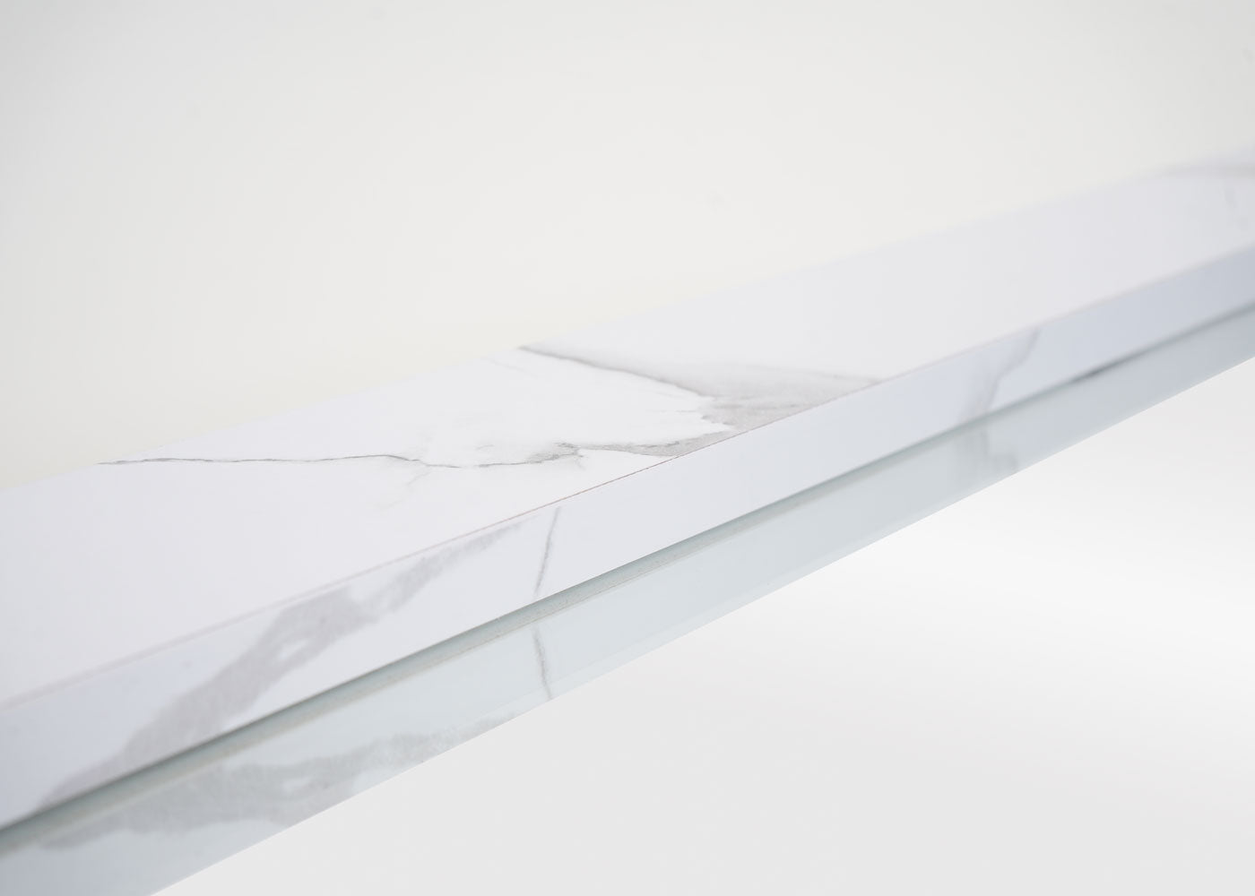 Cosmo Casa - Wandspiegel - Badkamer Spiegel - Badkamermeubel - MvG Gecertificeerd - 72x52cm - Marmerlook - Wit