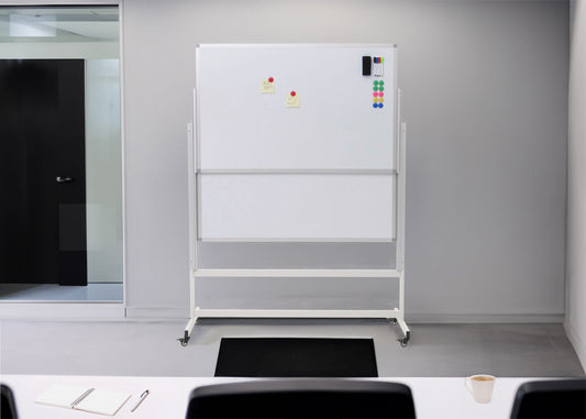 Cosmo Casa - Whiteboard - Magneetbord - Twee Zijdes Beschrijfbaar - In Hoogte Verstelbaar - Oprolbaar - 101x69cm met Accessoires