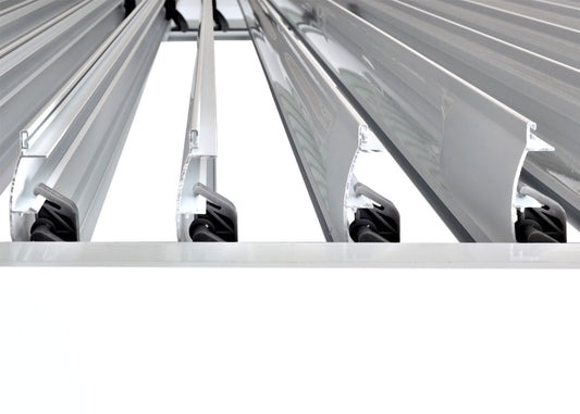 Cosmo Casa - Pergola met 6 Zijwanden - Lamellenpaviljoenrolgordijn Stormvast - Aluminium Frame - Wit - 3×6 m