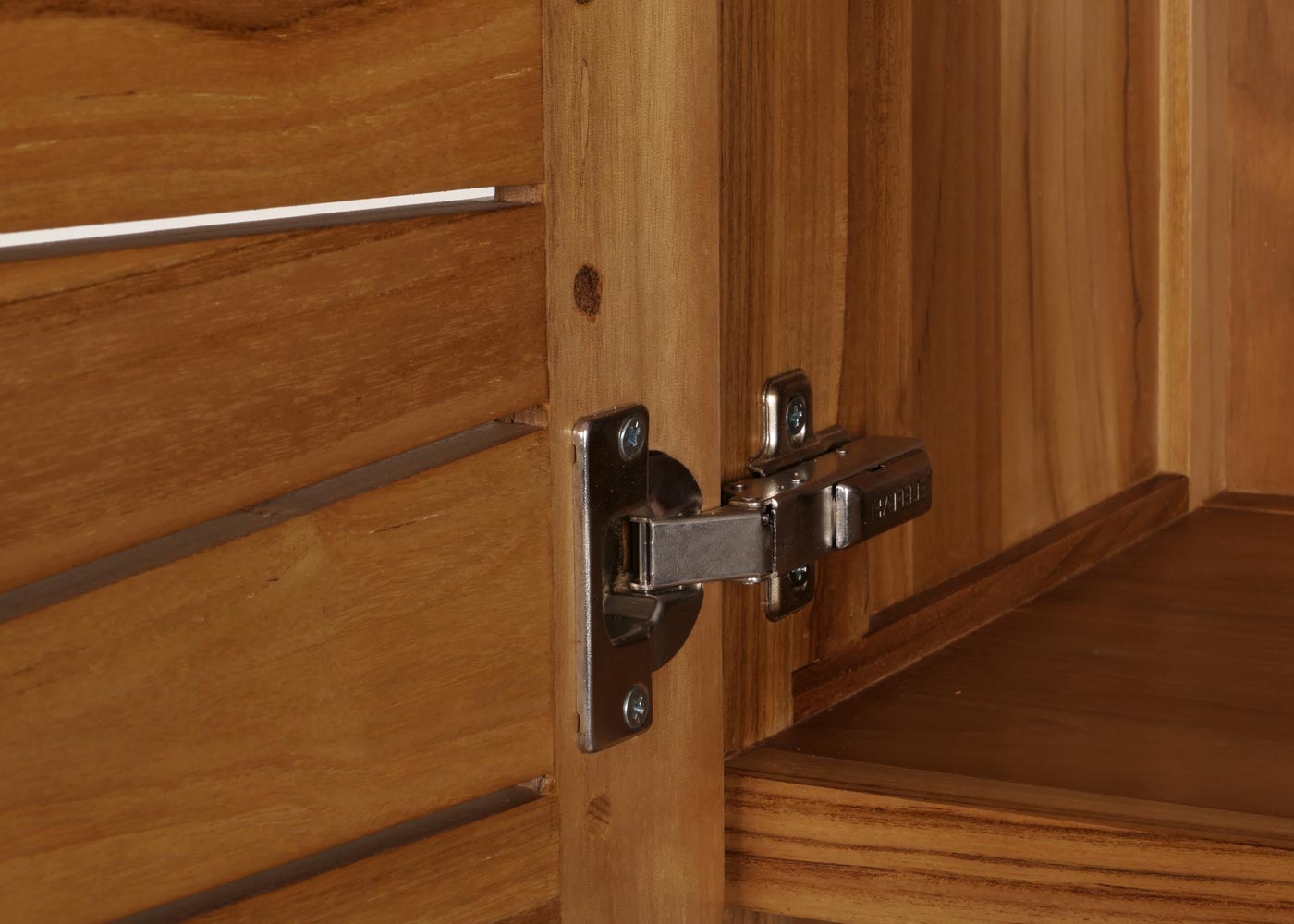 Cosmo Casa - Teak Hoge Kast - Badkamerkast - 2 Deuren - 6 Vakken - Hoogwaardig B-Kwaliteit Teak Kernhout - 20-30 Jaar - 181x40x35cm