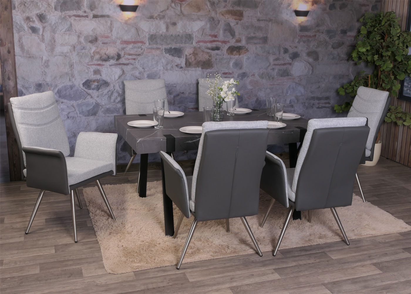 Cosmo Casa - Set van 2 Eetkamerstoelen - Armleuningen - Stof & Kunstleer - Grijs