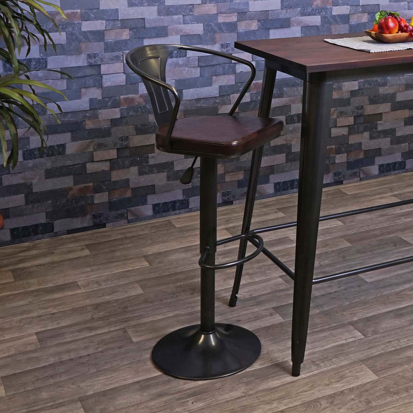 Cosmo Casa - Set van 2 Barkrukken - Verstelbaar - Kunstleer - Vintage zwartbruin