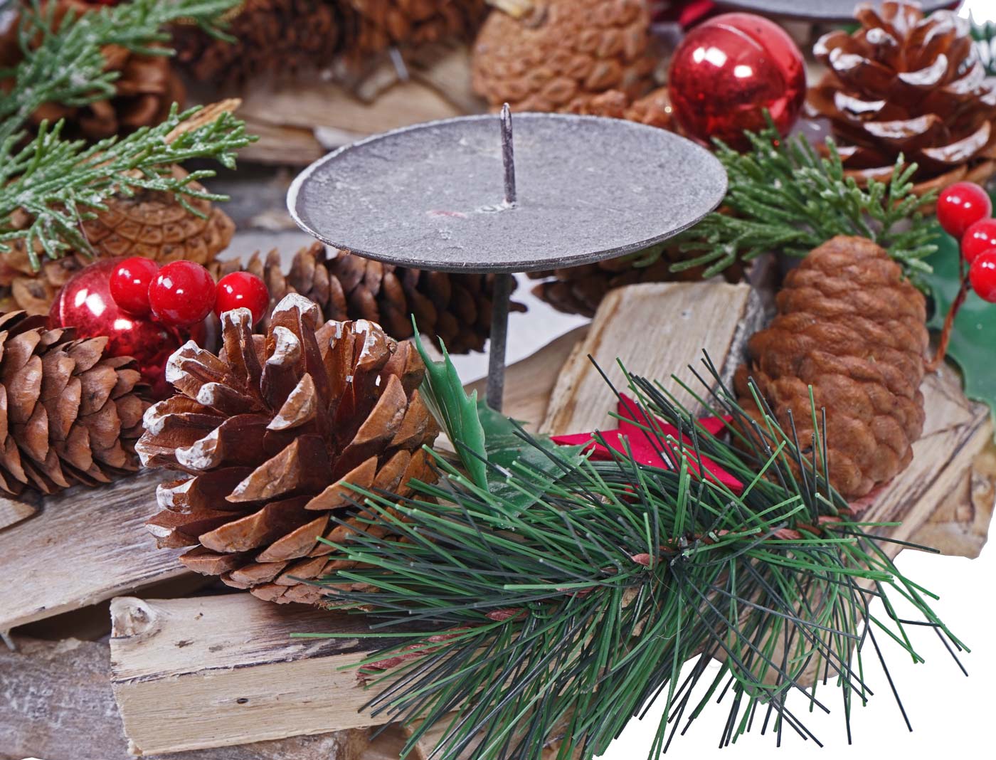 Cosmo Casa - Adventskrans - Met kaarsen - Hout - Rood - Ø 33 cm