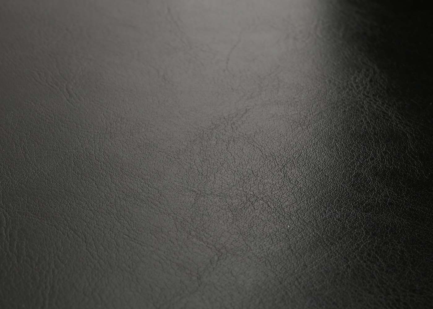 Cosmo Casa - Eetkamerstoel - Keukenstoel Littau - Imitatieleer - Zwart - Lichte Poten