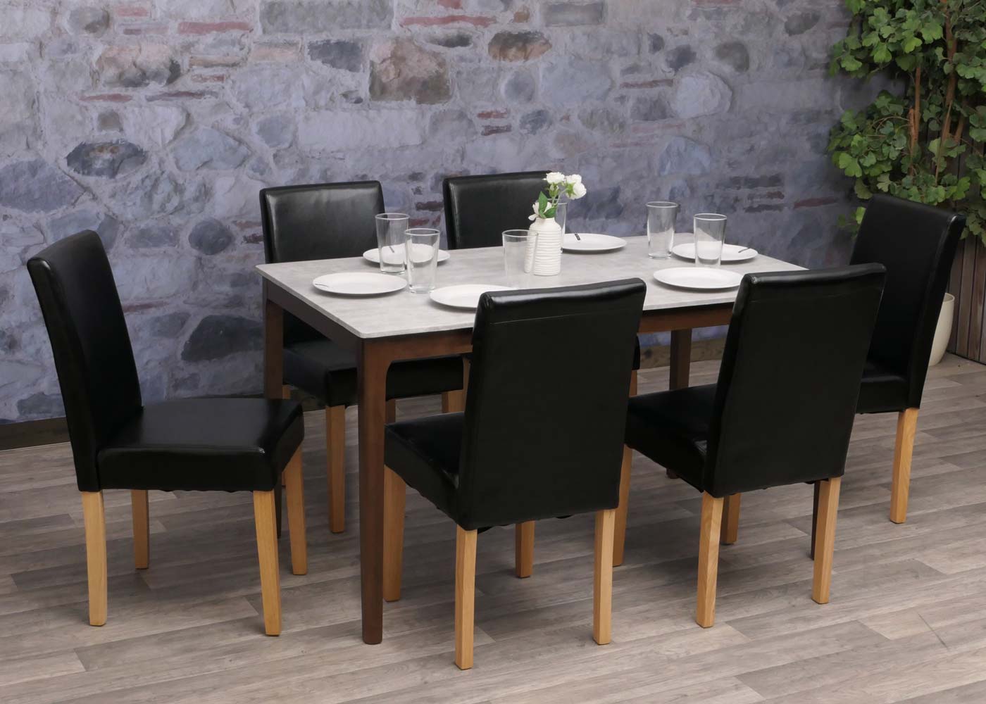 Cosmo Casa - Eetkamerstoel - Keukenstoel Littau - Imitatieleer - Zwart - Lichte Poten