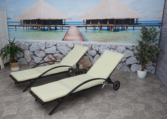 Cosmo Casa - Set van 2 Ligbedden - Relaxligstoel Tuinligstoel - Polyrotan - Bruin met Crème Beige Kussen