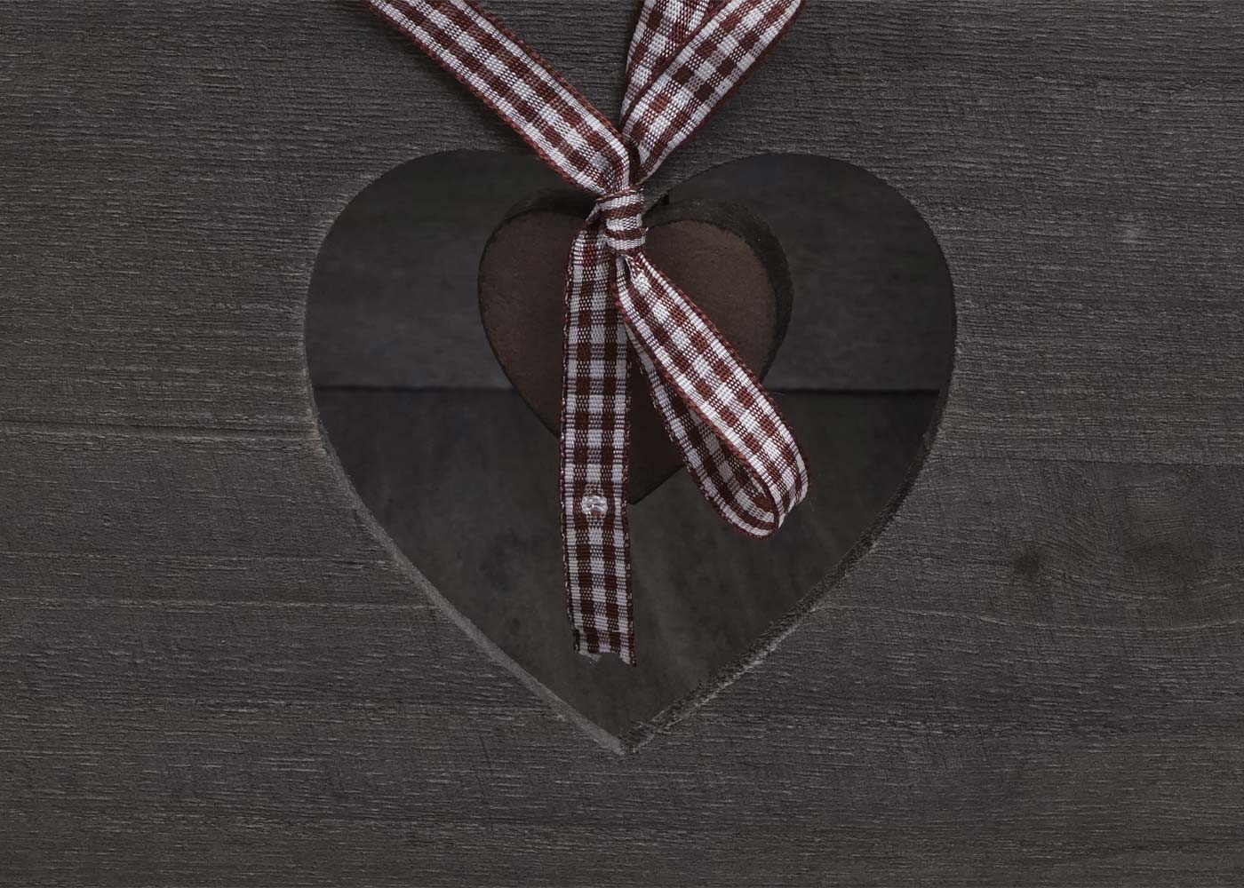 Cosmo Casa - Forli Ladekast - 4 Lades met Hartjes - Shabby Look - Vintage Grijsbruin